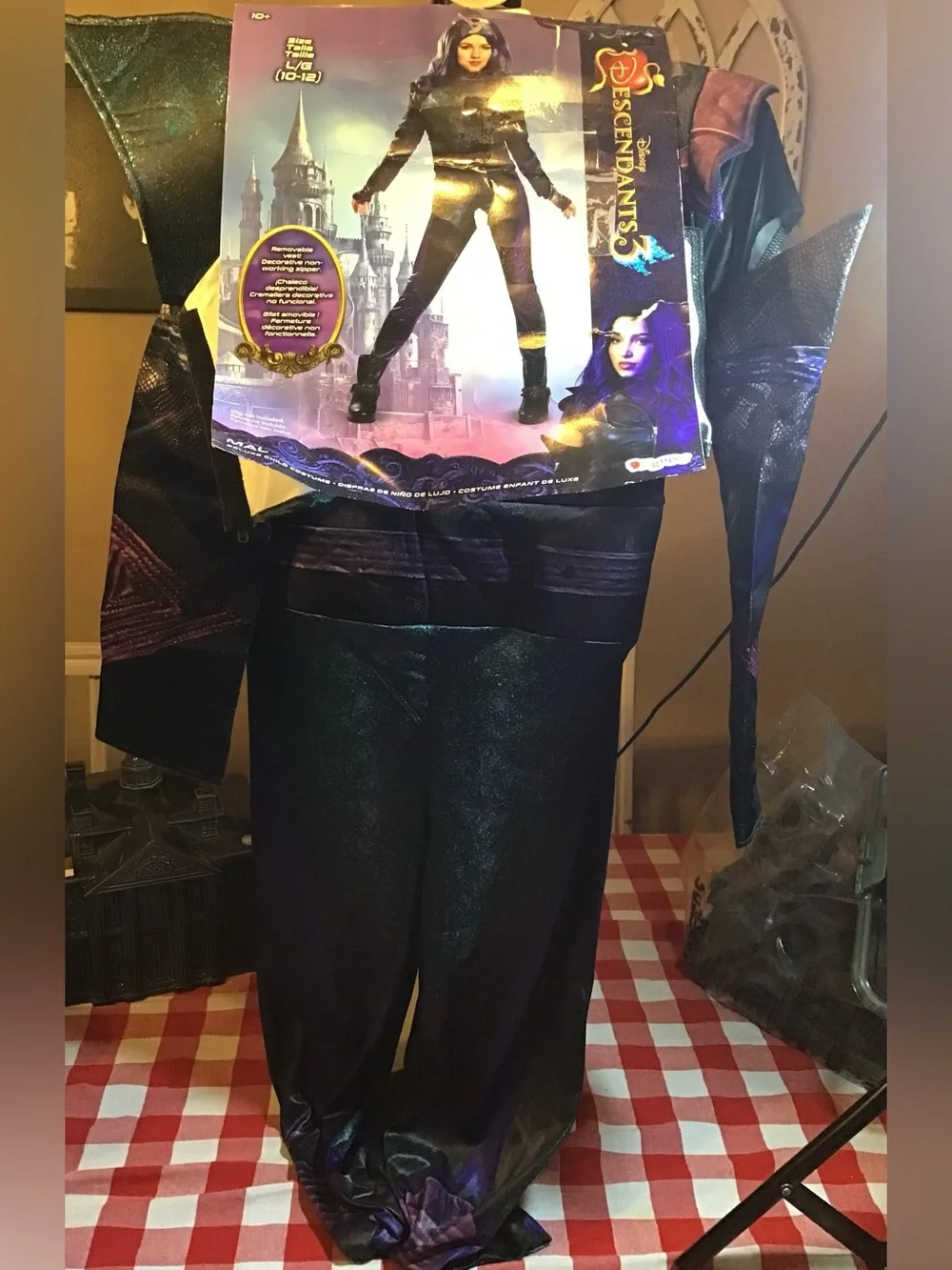 Disney descendants Mal girls costume size large 10-12 -NEw